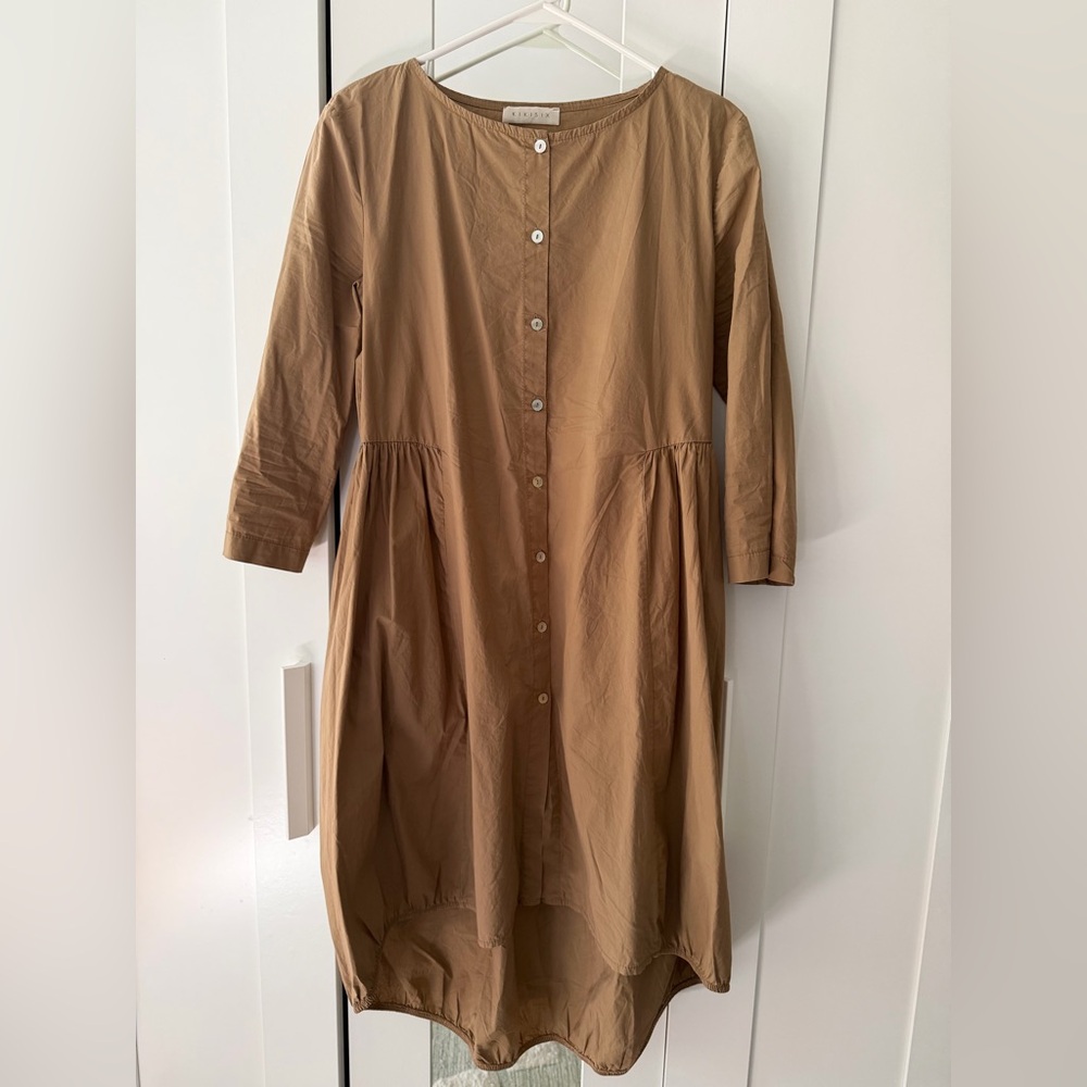Elegant Tan Button-Up Dress - Italian made